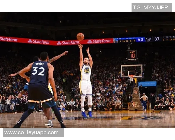 贾米尔杨签署双向合同斯波称赞其持球速度和三分投射能力 贾米尔杨签署双向合同斯波称赞其持球速度和三分投射能力