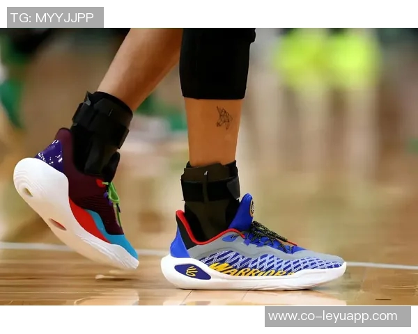 库里第13代签名鞋Curry13震撼登场引领UA时期的篮球潮流新风尚 库里第13代签名鞋Curry13震撼登场引领UA时期的篮球潮流新风尚